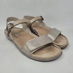 Naot Sandals EU39 US8.5 Metallic Beige Strap Buckle Comfort Cushioned